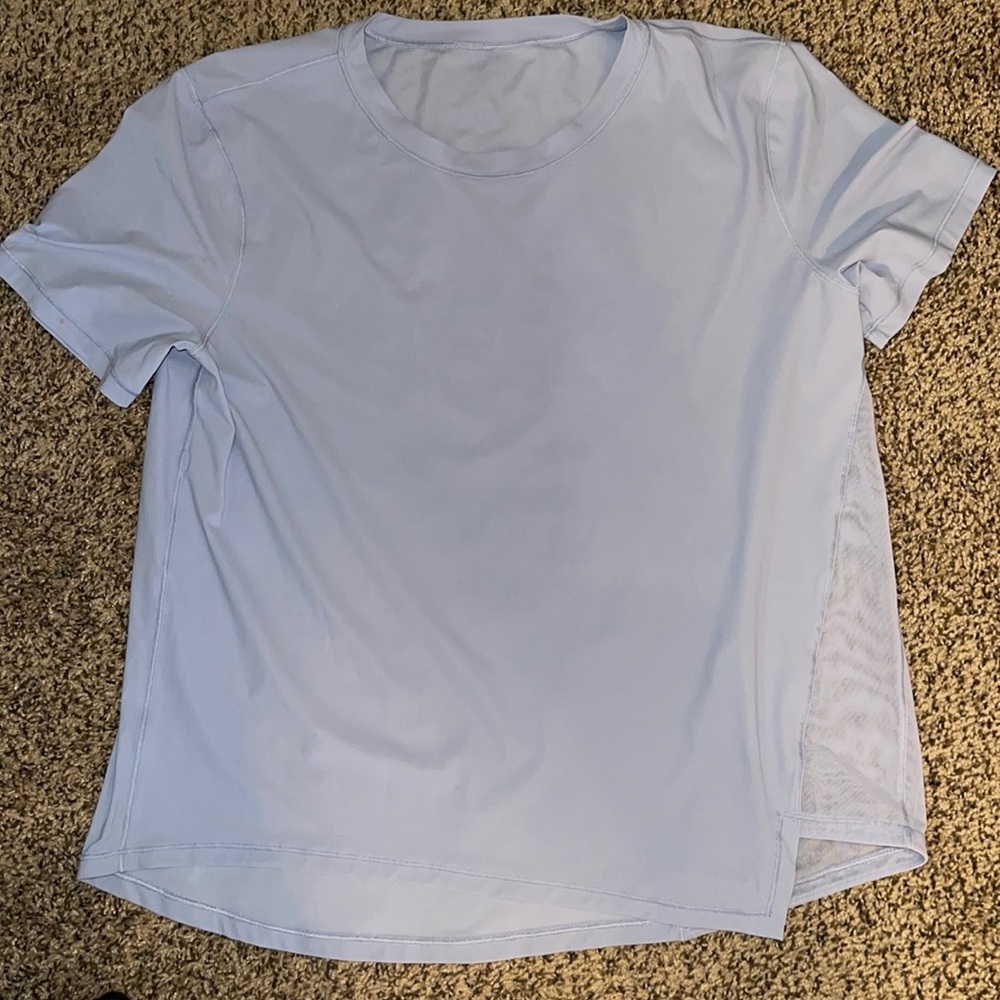 Lululemon tee